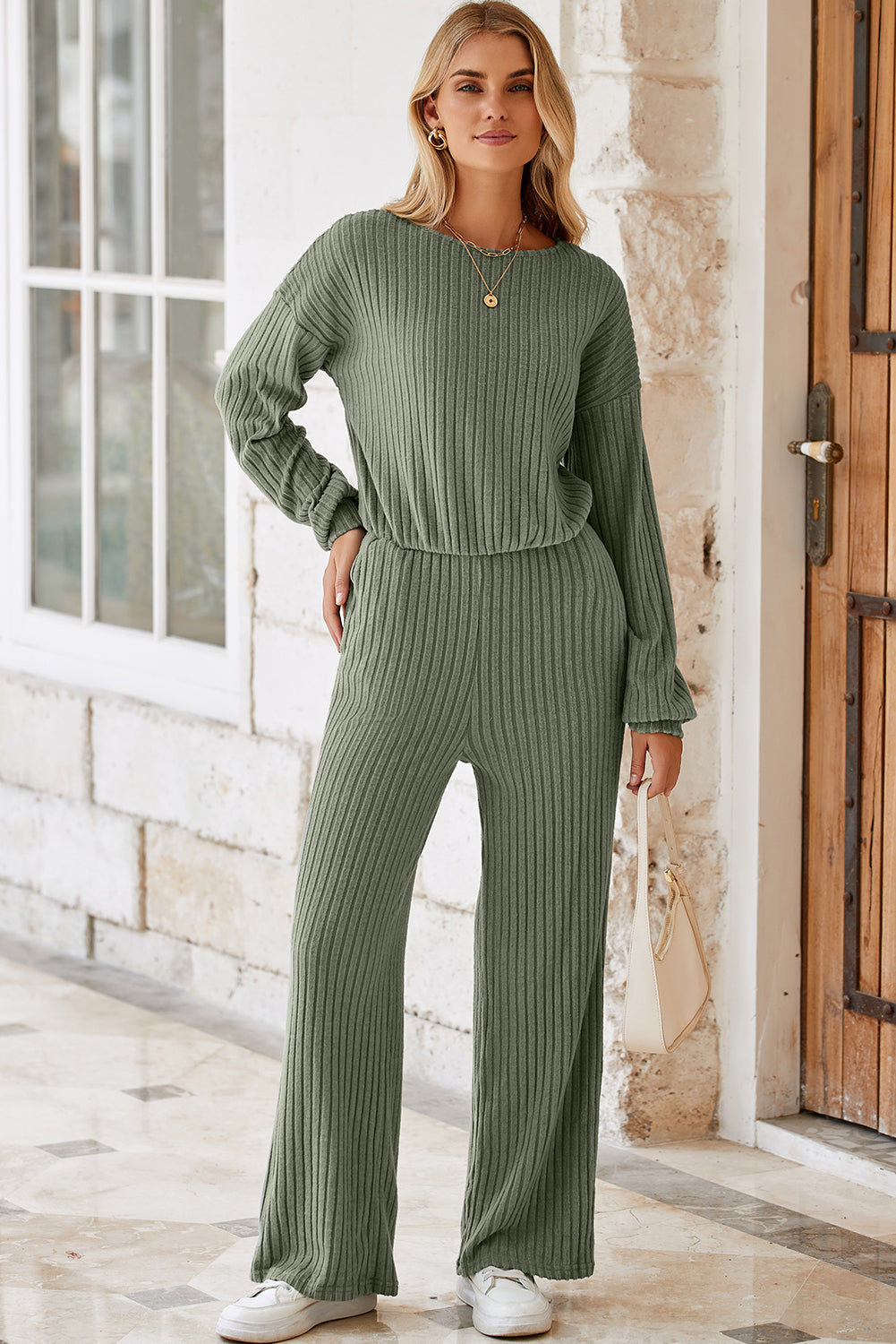 Lauriergroene effen geribbelde gebreide jumpsuit met sleutelgat aan de achterkant en hoge taille