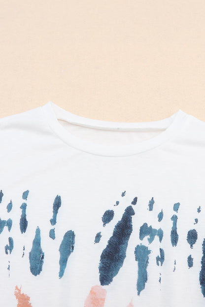 Witte tie-dye jurk met lange split en kapmouwen