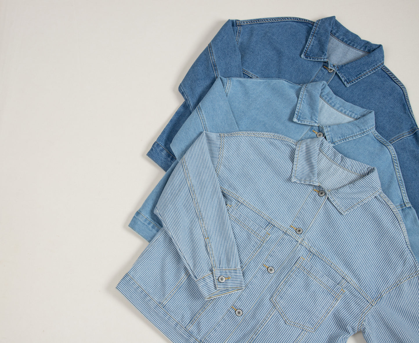 Zwarte gewassen oversized denim jas met zakken