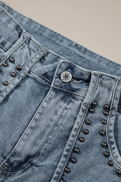 Schemerblauwe jeansshort met studs in zure wassing