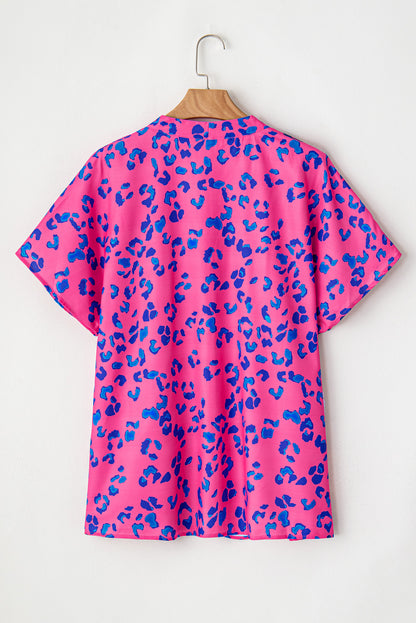 Roze contrasterende luipaardprint plus maat blouse met V-hals