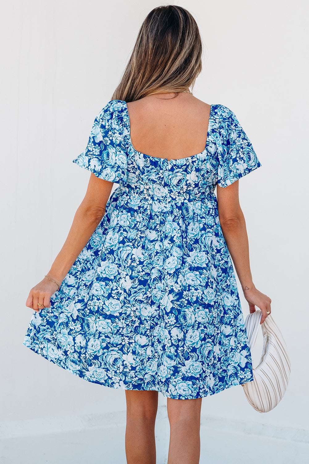 Blauwe bloemen puff mouw babydoll mini -jurk