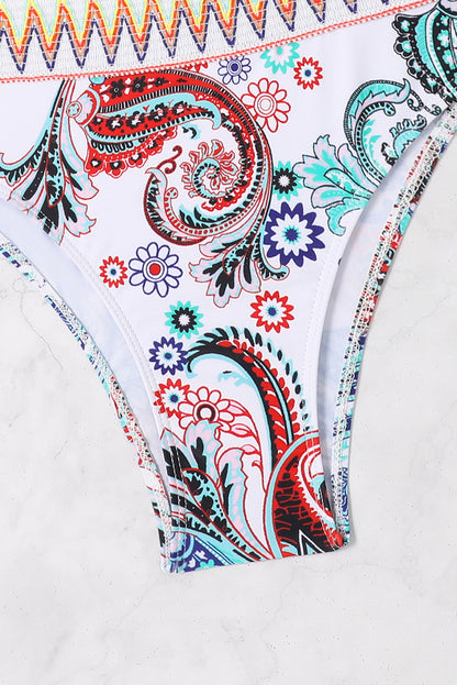 Witte Boho Paisley contrast getrimde bikini met één schouder