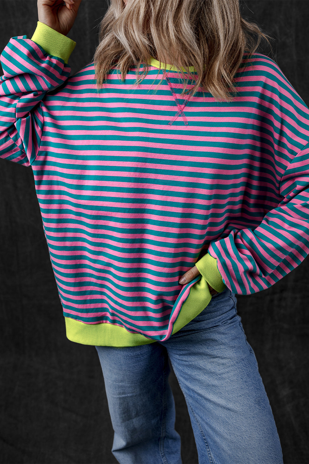 Groen gestreept oversized sweatshirt met contrasterende rand