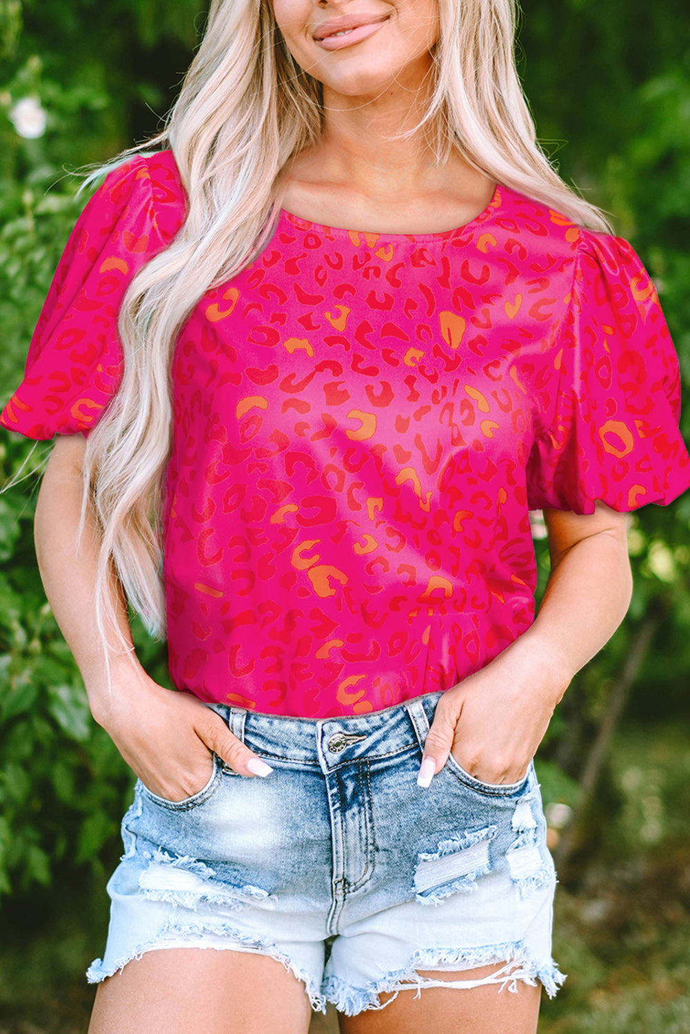 Top met roze luipaardprint en pofmouwen