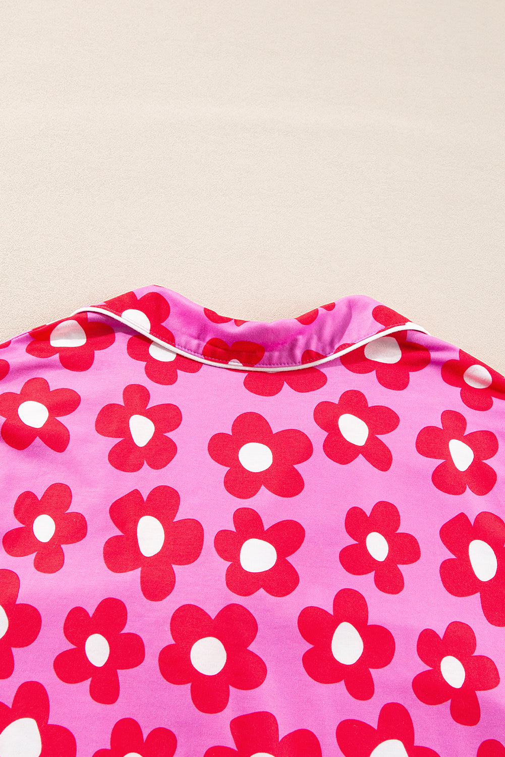 Roze bloemenprint shirt met lange mouwen, shorts, pyjamaset