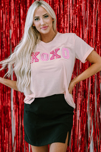 Roze Valentijnsdag glanzend XOXO grafisch T-shirt