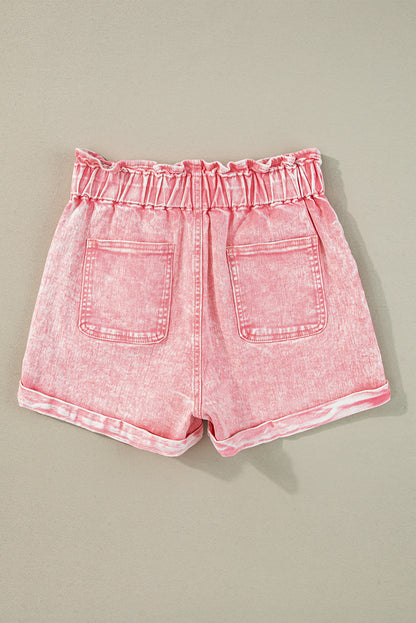 Stoffig roze vintage gewassen denim shorts met hoge taille en ruches