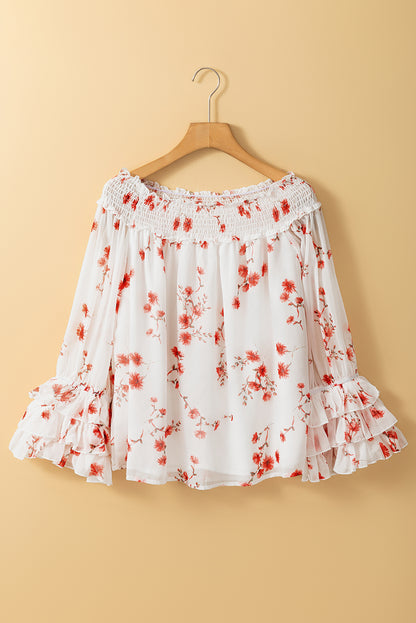 Witte blouse met bloemenprint, geplooide off-shoulder en geplooide mouwen