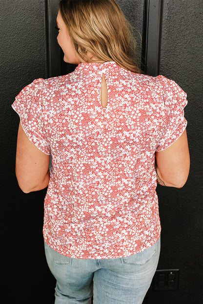 Roze grote maat blouse met bloemenprint, ruches aan de mouwen en ruches aan de hals