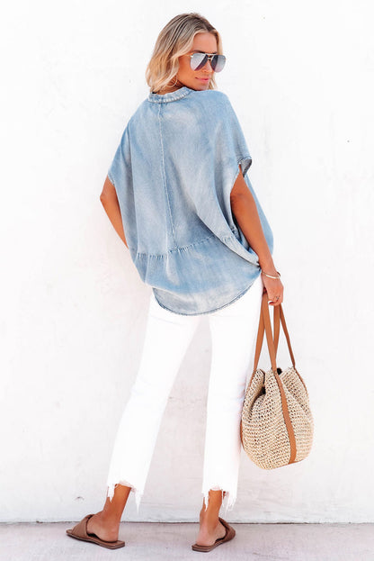 Hemelsblauwe oversized denim blouse met split en V-hals