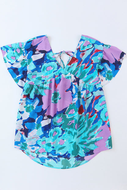 Hemelsblauwe blouse met abstracte print en V-hals met fluttermouwen