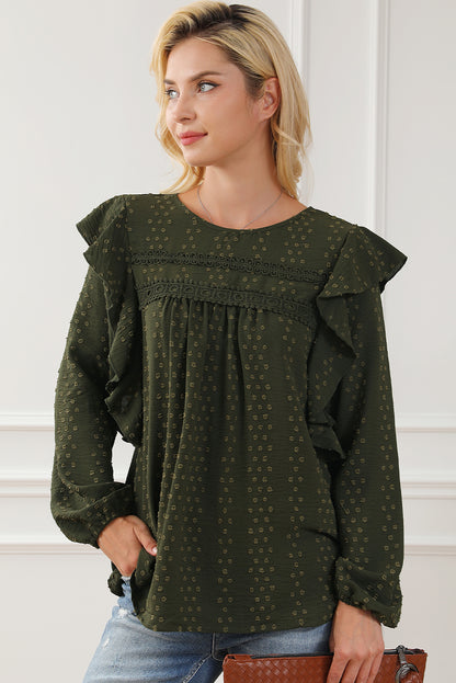 Zwartachtig groene kanten blouse met ruches aan de schouder en lange mouwen