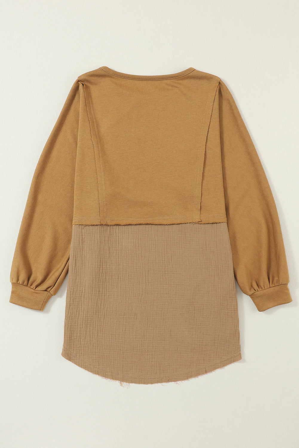 Camel gekreukelde splitsen ruwe zoom hoge lage oversized blouse