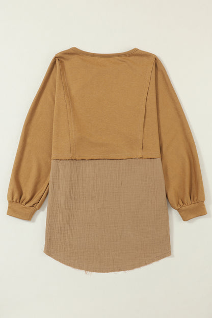 Camel gekreukelde splitsen ruwe zoom hoge lage oversized blouse