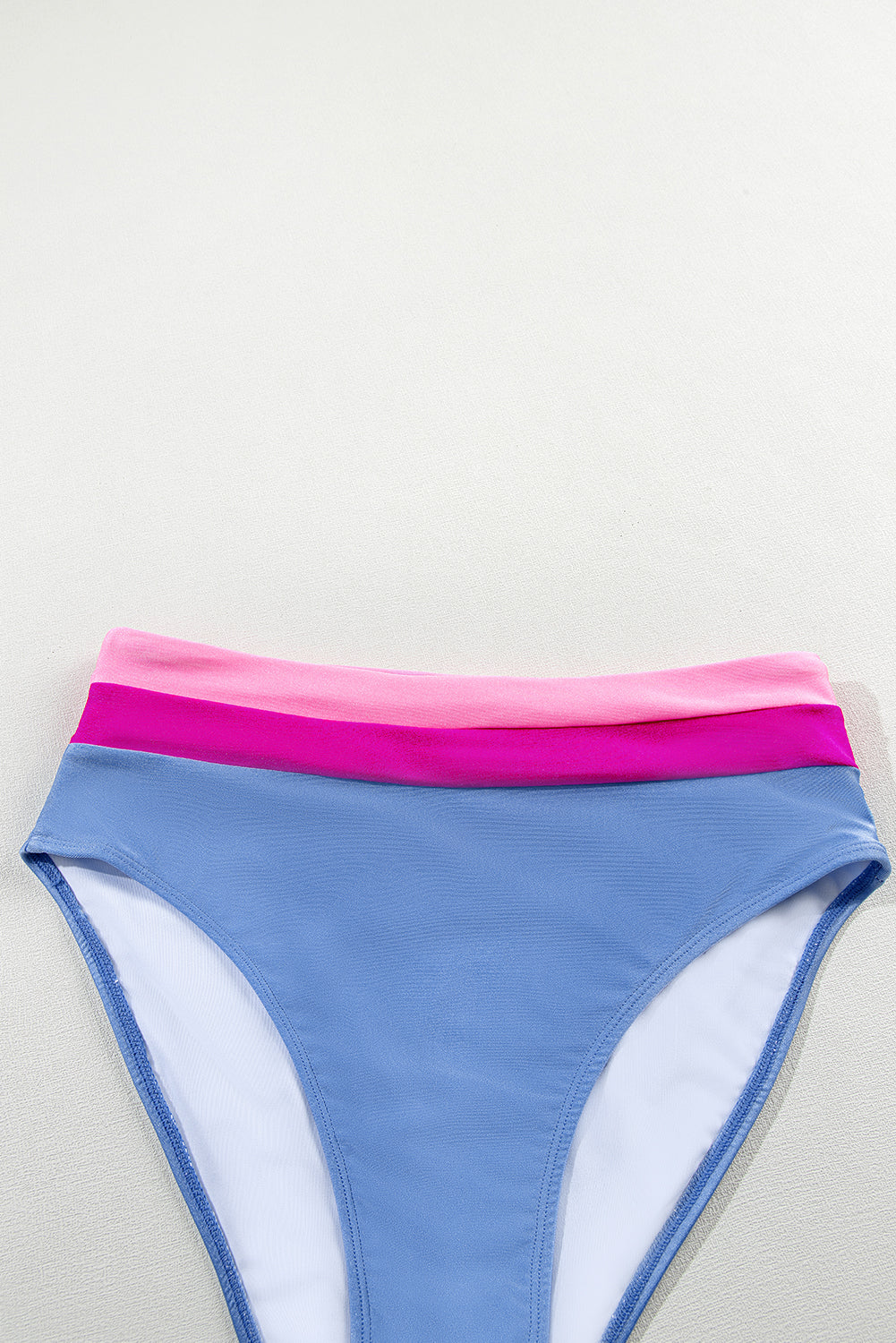 Lichtblauw colorblock bikinibadpak met hoge taille