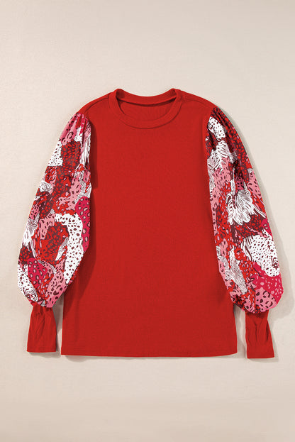 Vurig rood contrasterende gemengde dierenprint patchwork top met lantaarnmouwen