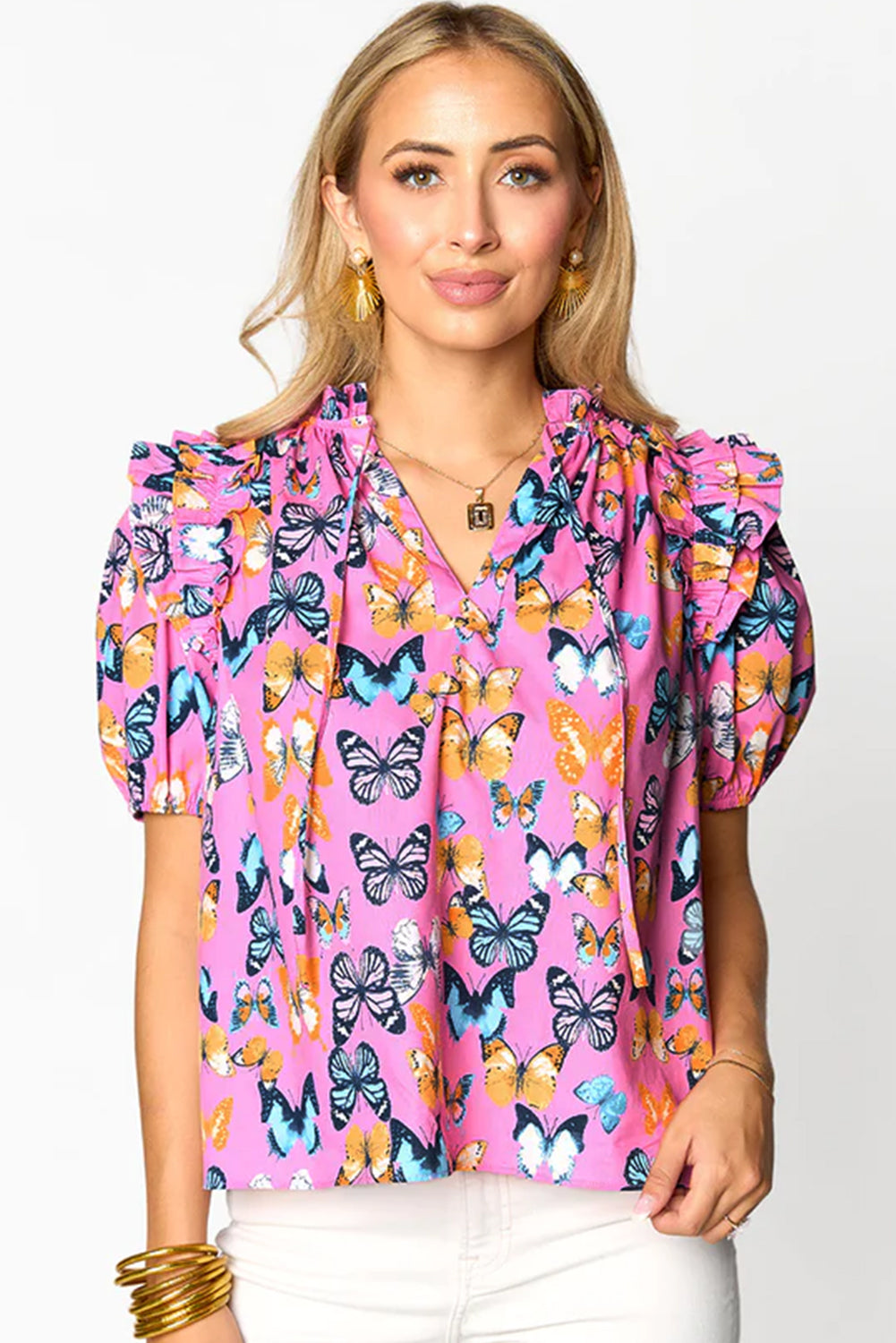 Blouse met paarse vlinderprint, gegolfde pofmouwen en vastgebonden V-hals