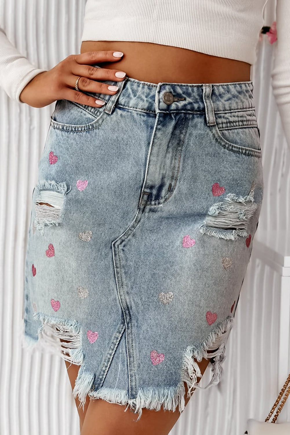 Beau Blue Shimmer Heart Pattern Distressed Denim Mini Rok