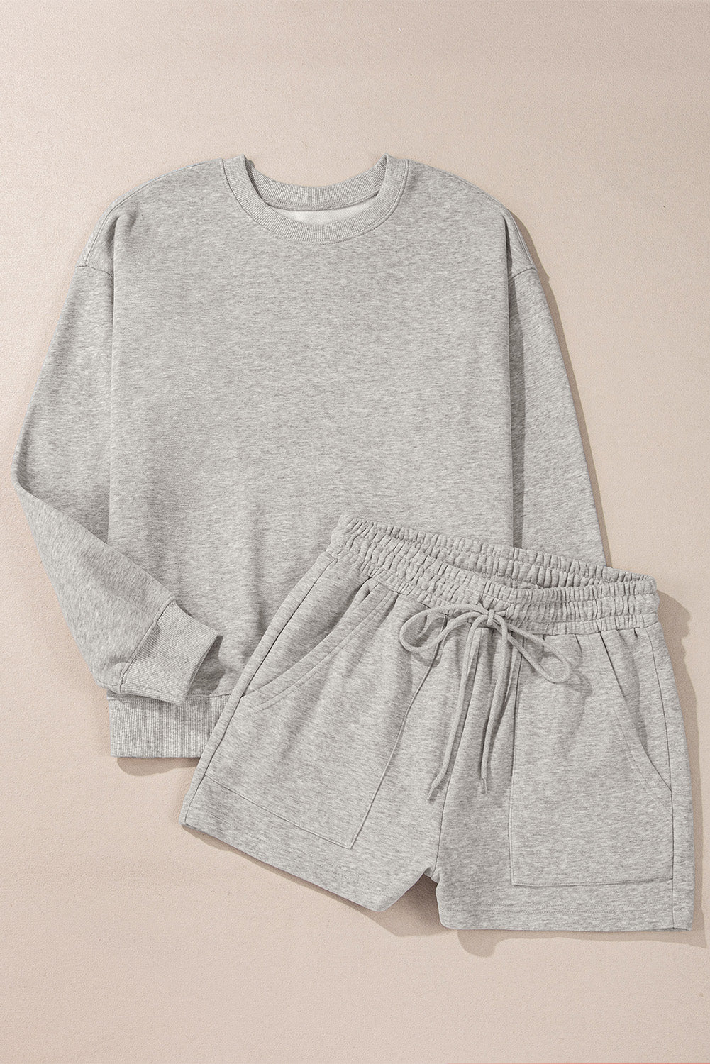 Lichtgrijze solide pullover sweatshirt en shorts 2 -delige set