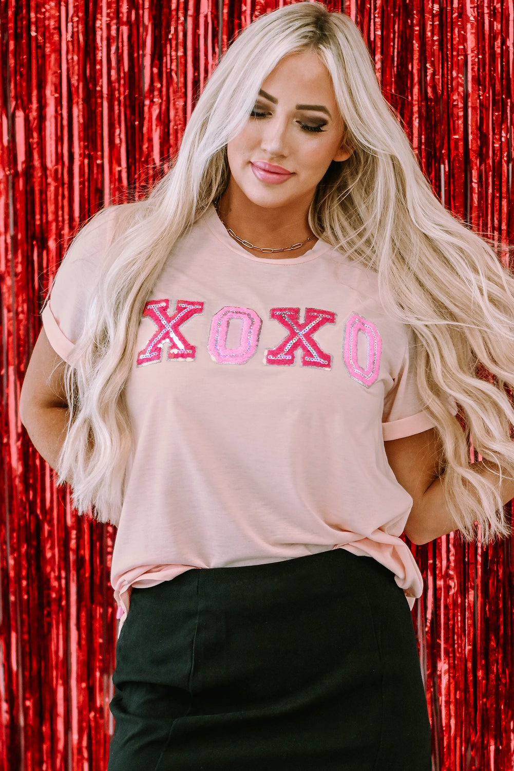 Roze Valentijnsdag glanzend XOXO grafisch T-shirt