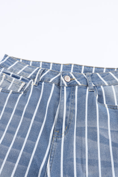 Hemelsblauwe verticaal gestreepte gescheurde flare-jeans