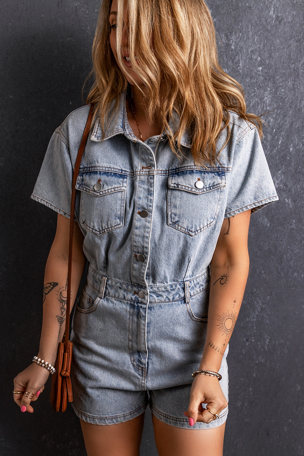 Lichtblauwe vintage gewassen knopen denim romper met zakken