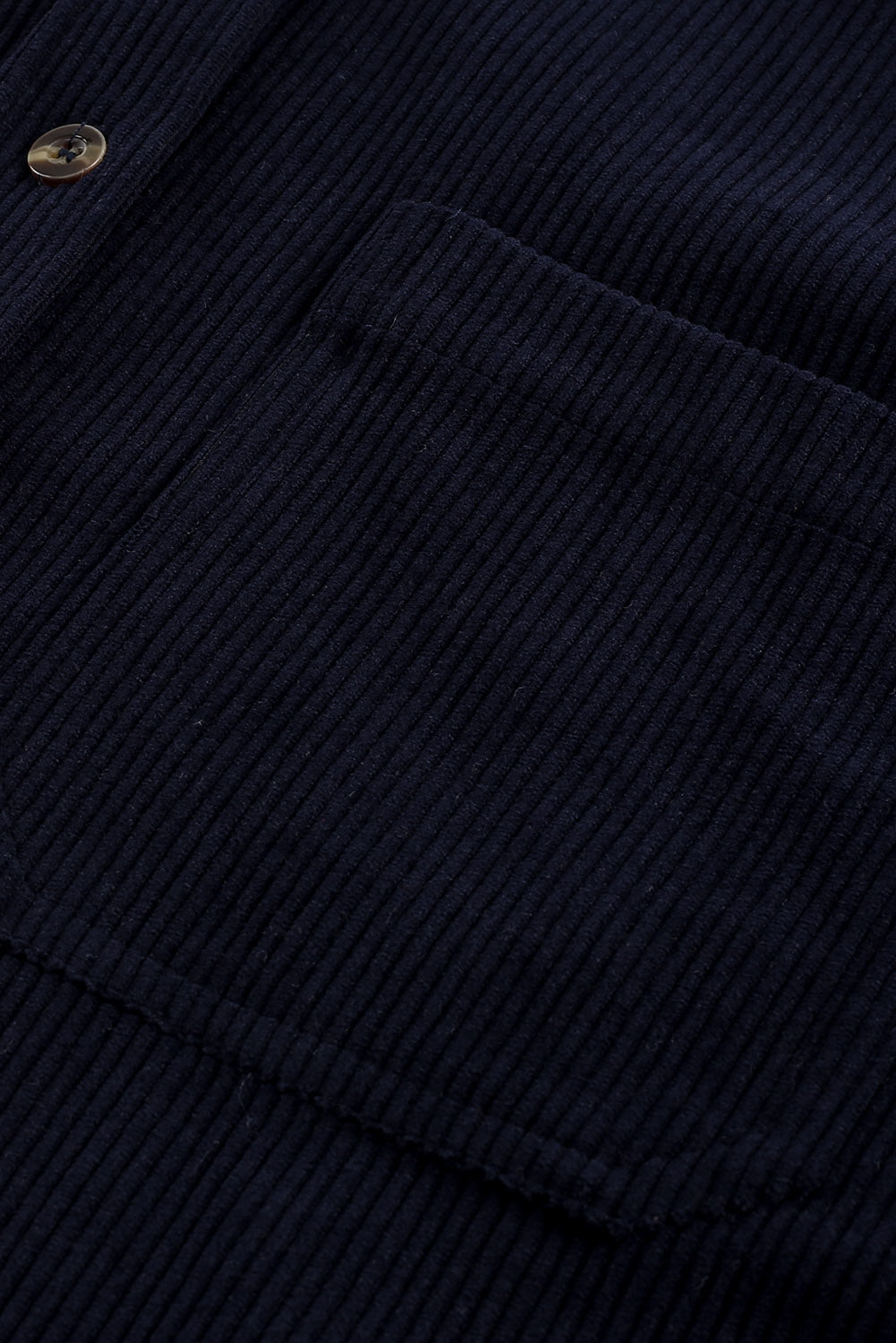 Donkerblauw corduroy overhemd met knoopzak