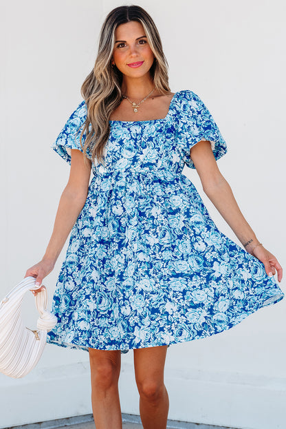 Blauwe bloemen puff mouw babydoll mini -jurk