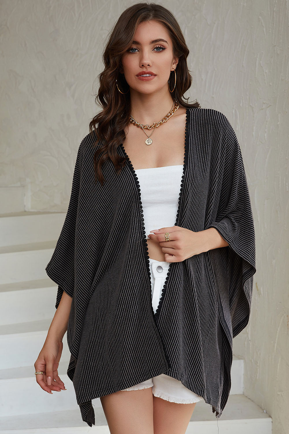 Zwarte oversized kimono met kanten rand