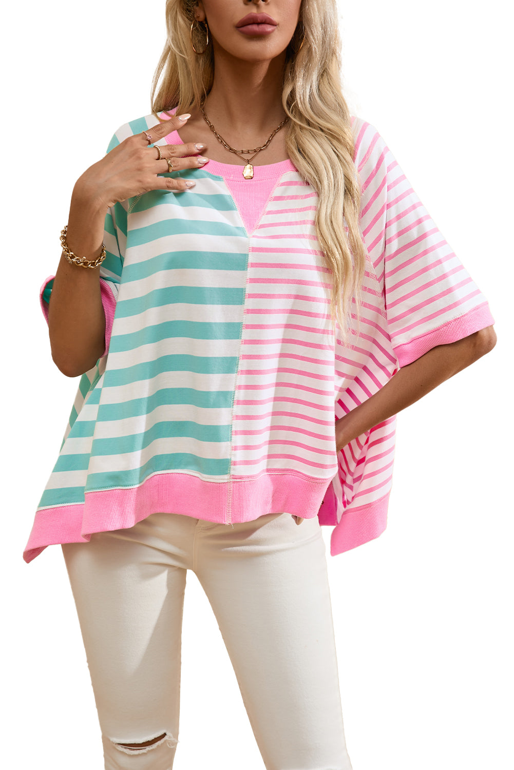 Oversized T-shirt met roze strepen en contrasterende patchwork