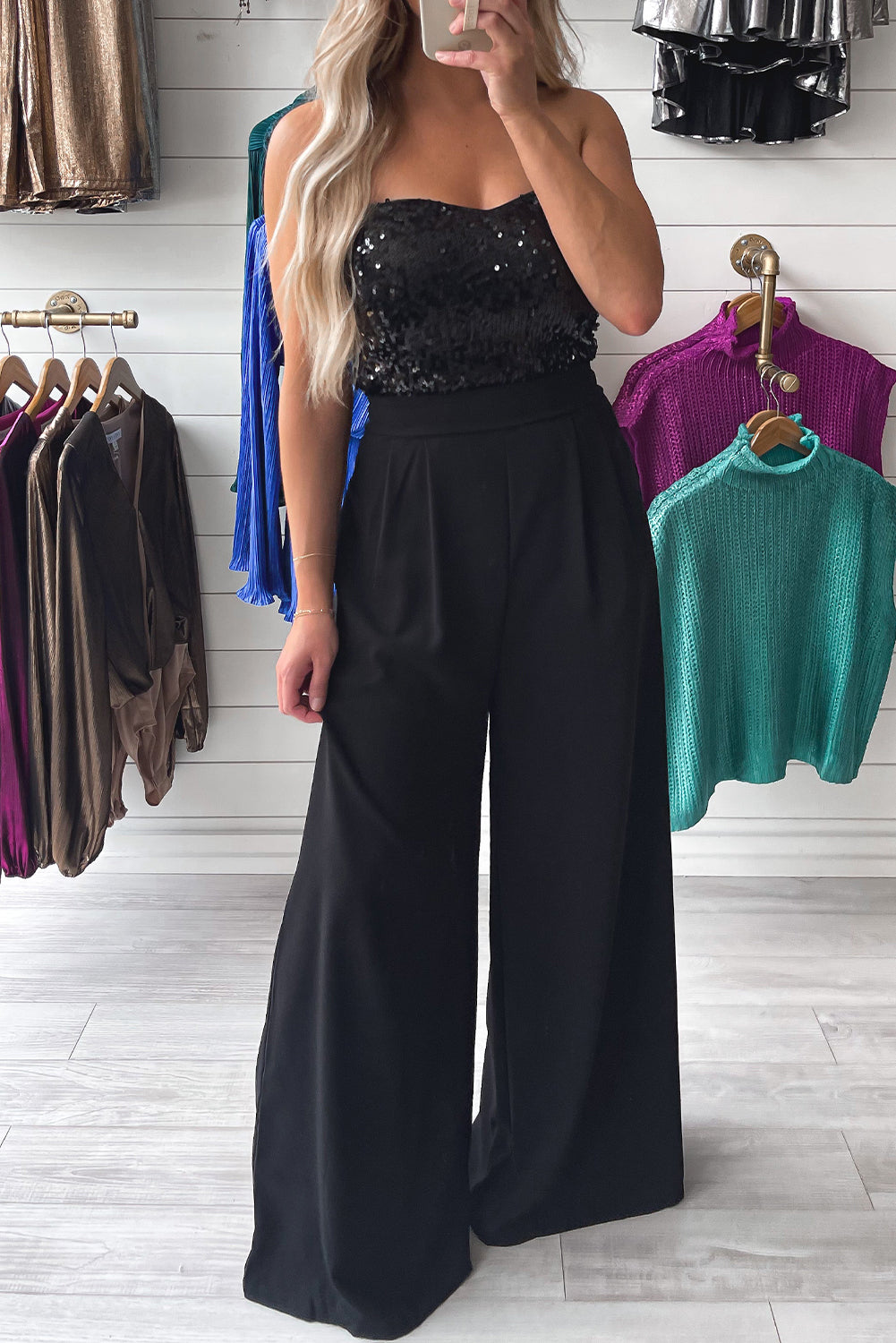 Zwarte jumpsuit met pailletten en wijde pijpen