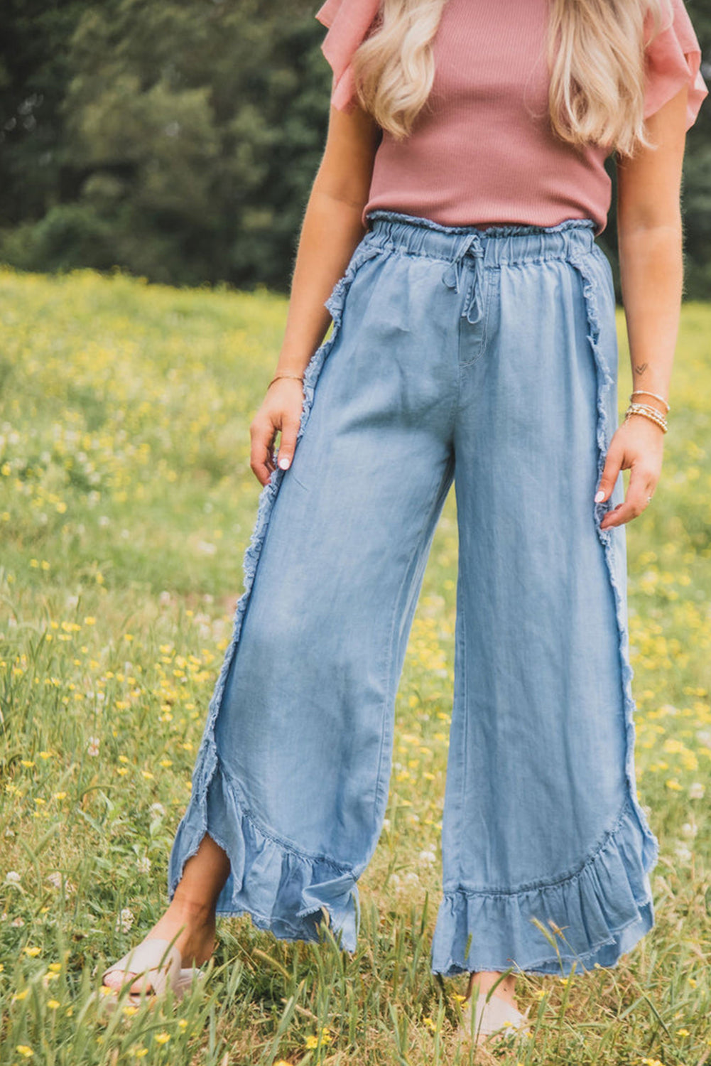 Myosotis licht wassen rauwe zoom gegolfde brede poot jeans