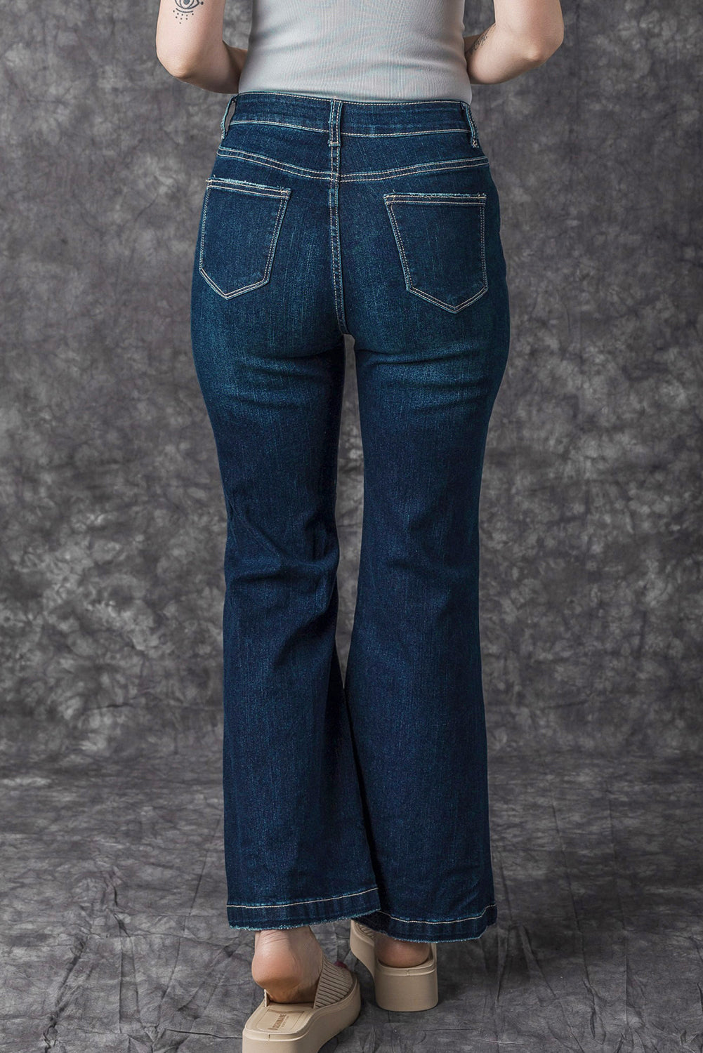 Echte blauwgroene jeans met hoge taille en gescheurde bell bottom