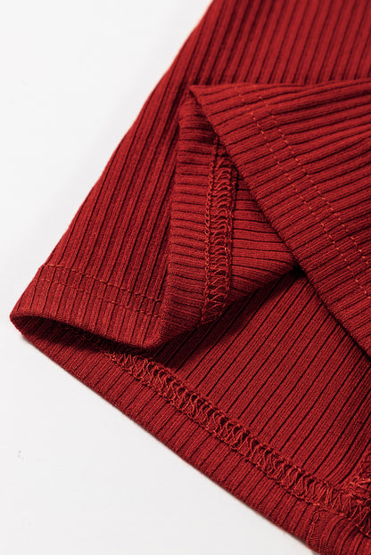 Racing Red Ribbed Knit Mini-jurk met lange mouwen en hoge hals