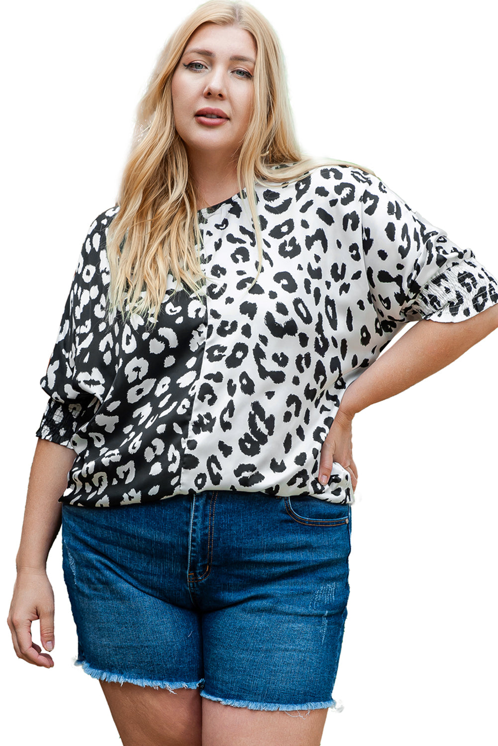 Zwarte grote maat blouse met luipaardprint en halve mouwen