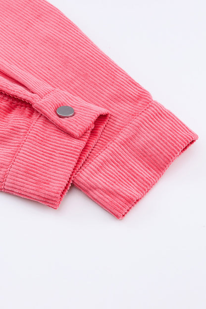 Roze corduroy jack met klepzak en knoopjes