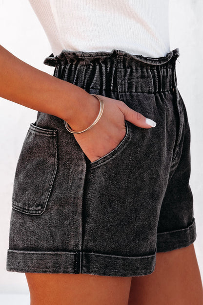 Zwarte vintage gewassen denim shorts met hoge taille en ruches