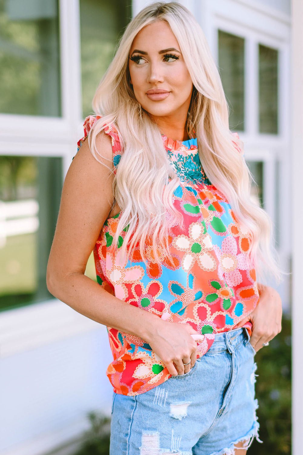 Roze geborduurde tanktop met bloemenprint en ruches