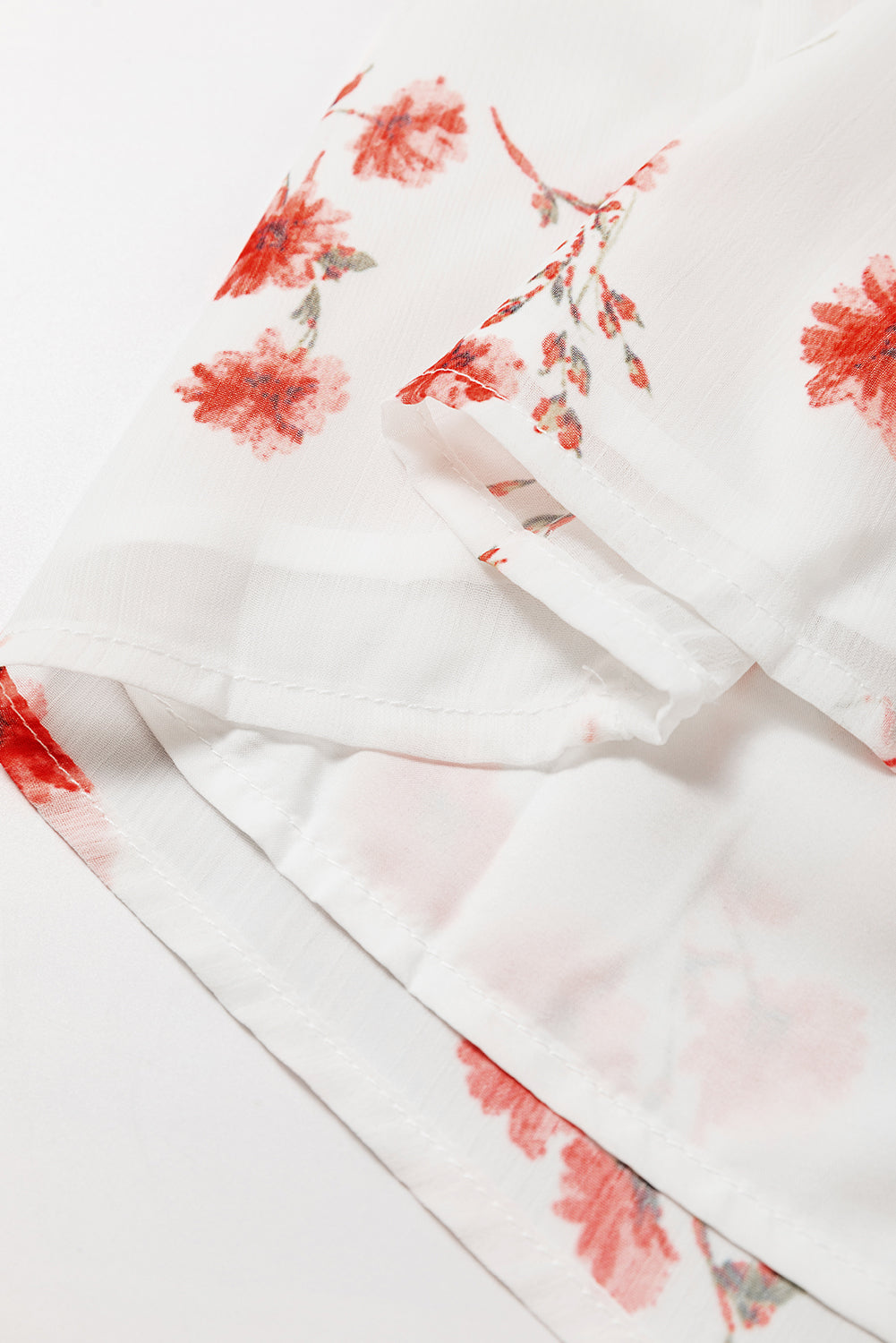 Witte blouse met bloemenprint, geplooide off-shoulder en geplooide mouwen