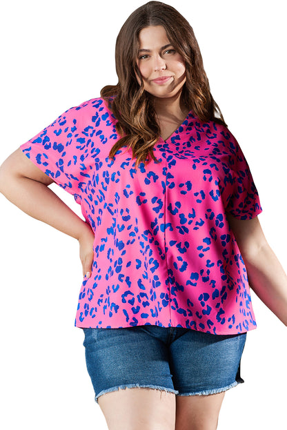 Roze contrasterende luipaardprint plus maat blouse met V-hals