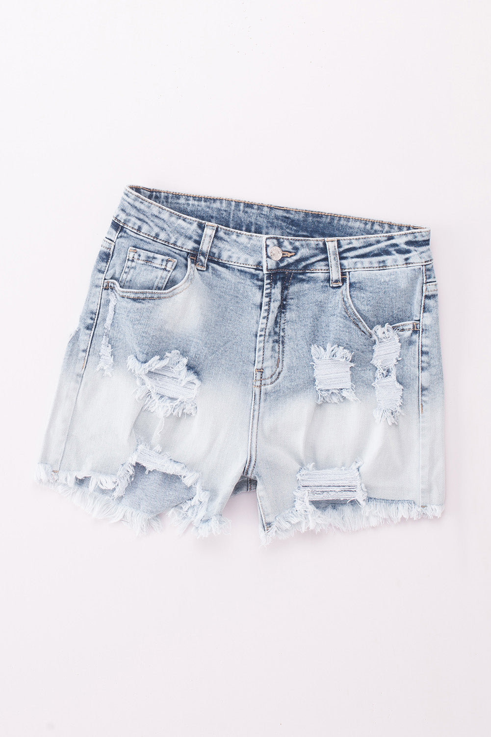 Hemelsblauwe gebleekte denim denim shorts met wassing