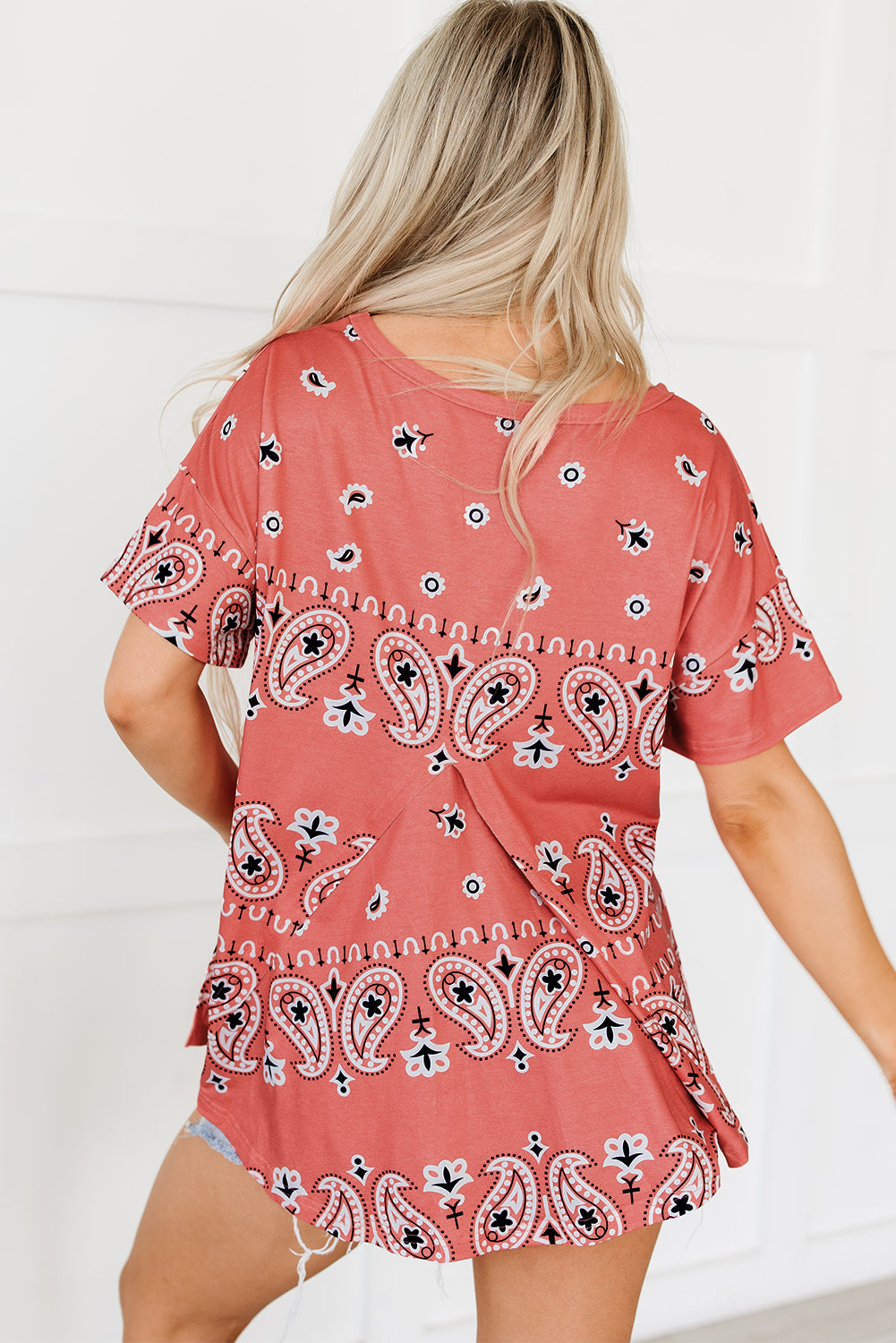 Red Paisley Print Side Slits Crew Neck T Shirt