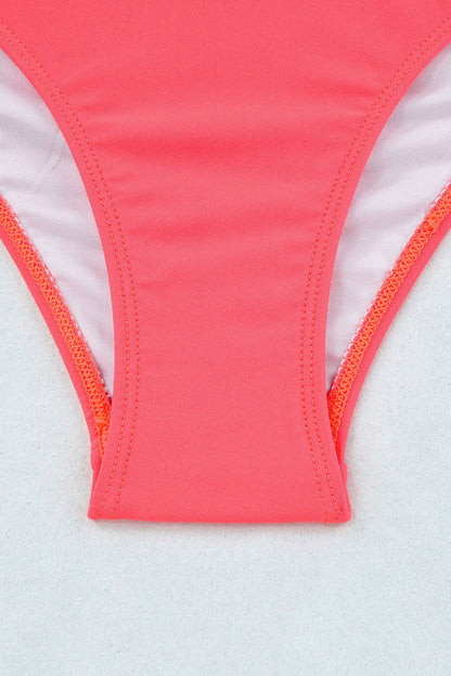 Roze geschulpte gekruiste bikini met hoge taille