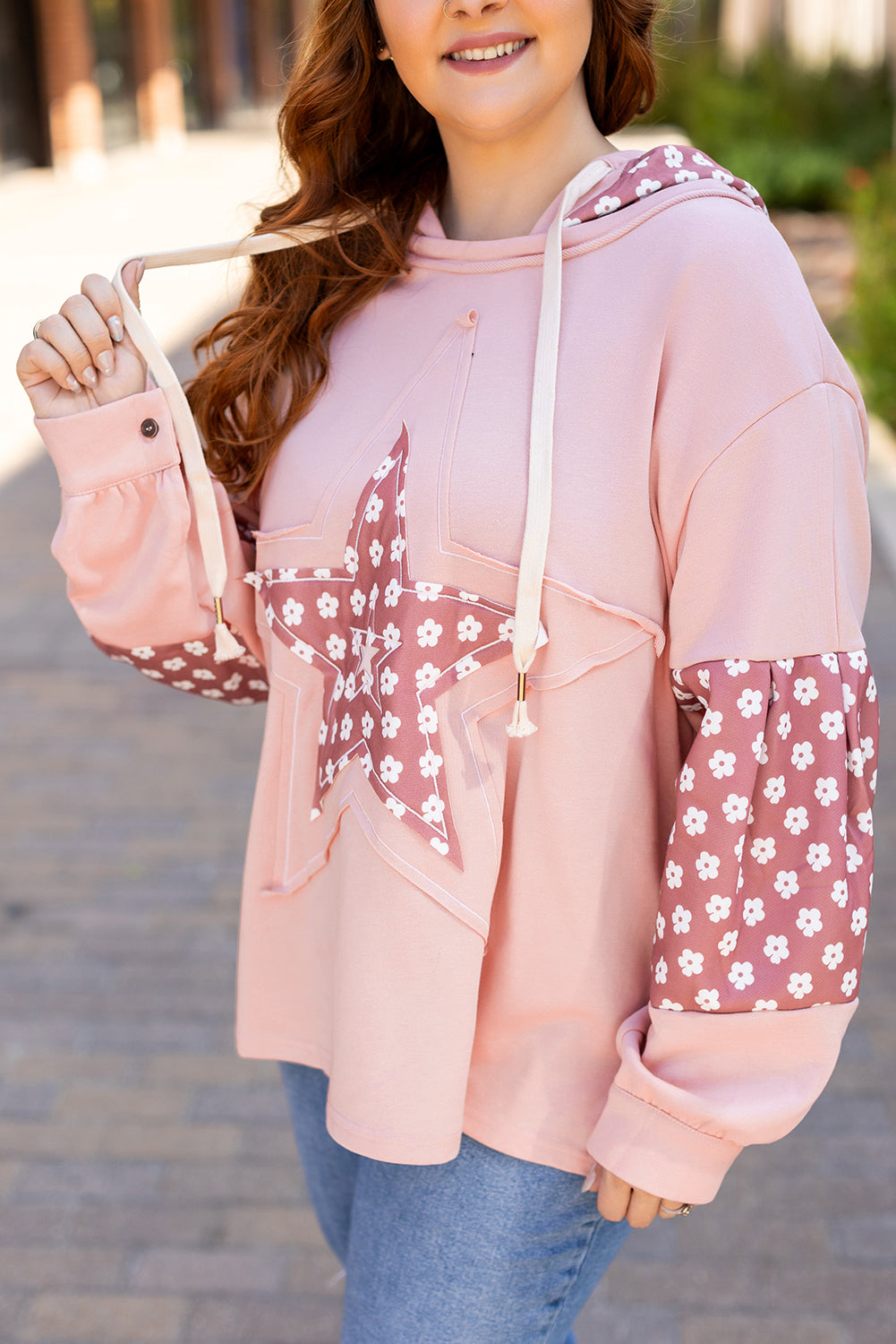 Delicaty Star Patch grafische bloemenkleurblok Drawstring plus size hoodie