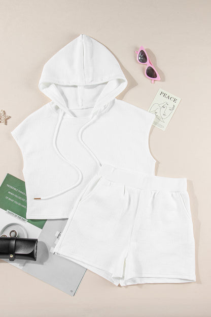 Set met witte cropped hoodie en short met textuur