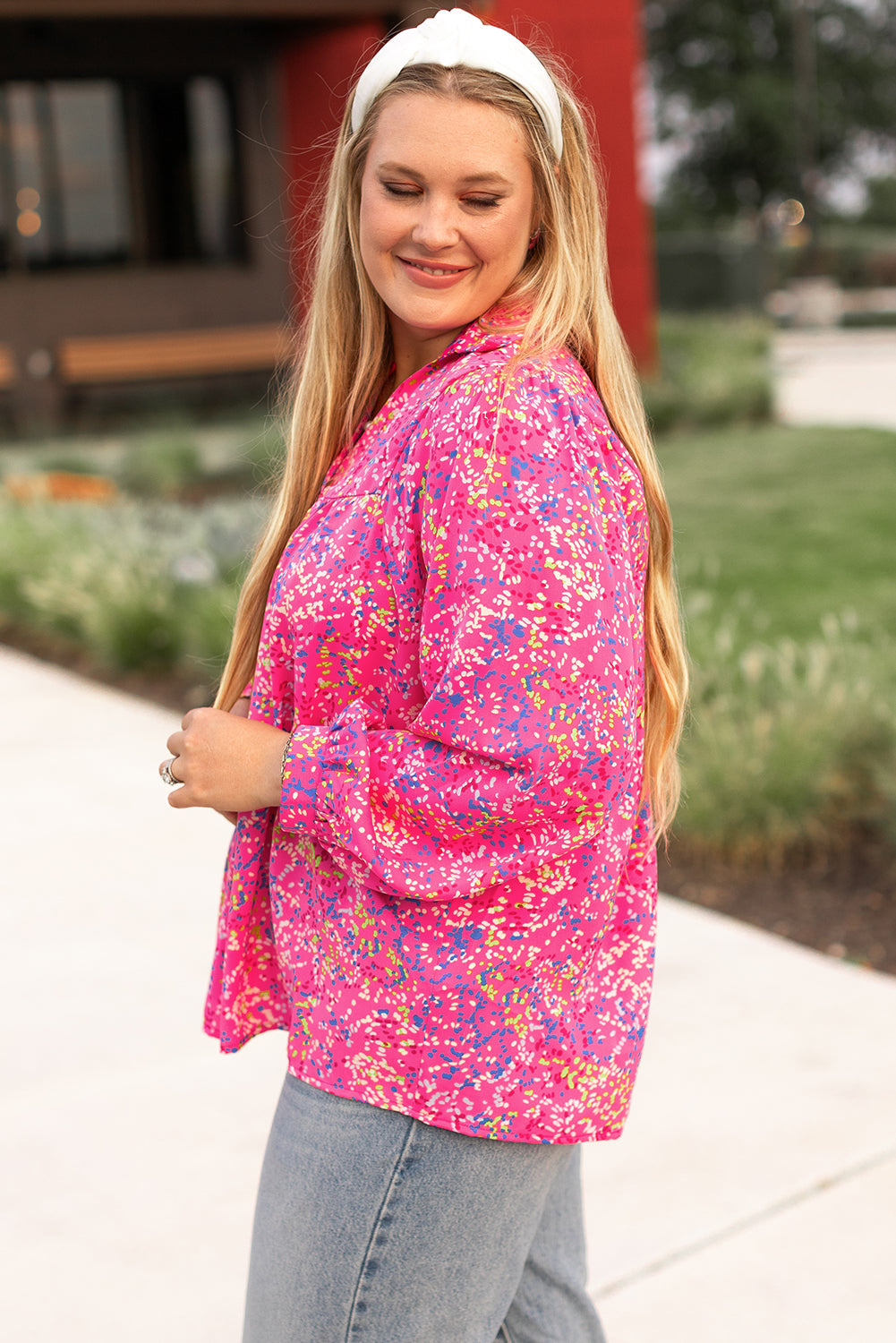 Paarse plus-size bloemenprint blouse met pofmouwen en V-hals