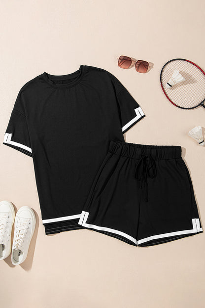 Set van T-shirt en short met zwarte contrasterende afwerking