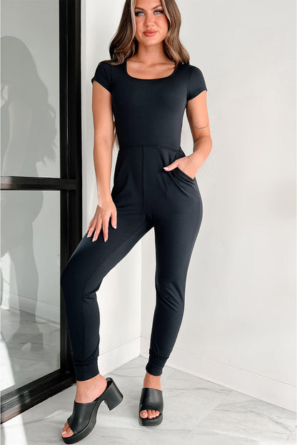 Zwarte Athleisure jumpsuit met korte mouwen en pocketjogger aan de onderkant