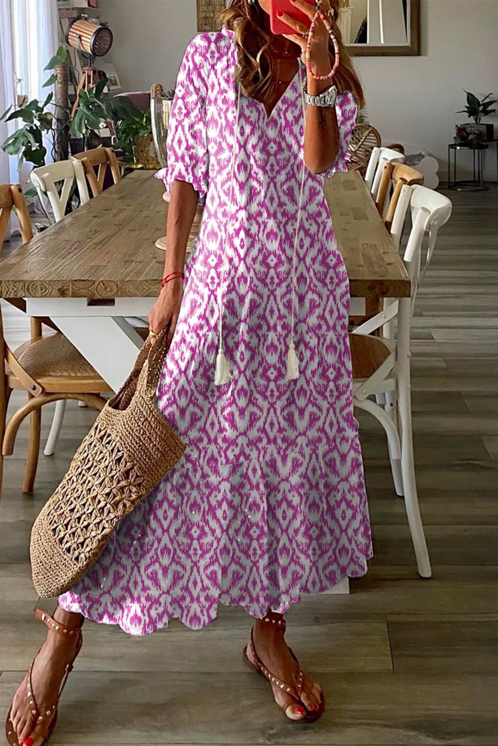 Roze casual maxi-jurk met geometrische print en V-hals